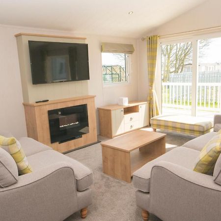Carlton Meres Holiday Park Rendham Exterior foto