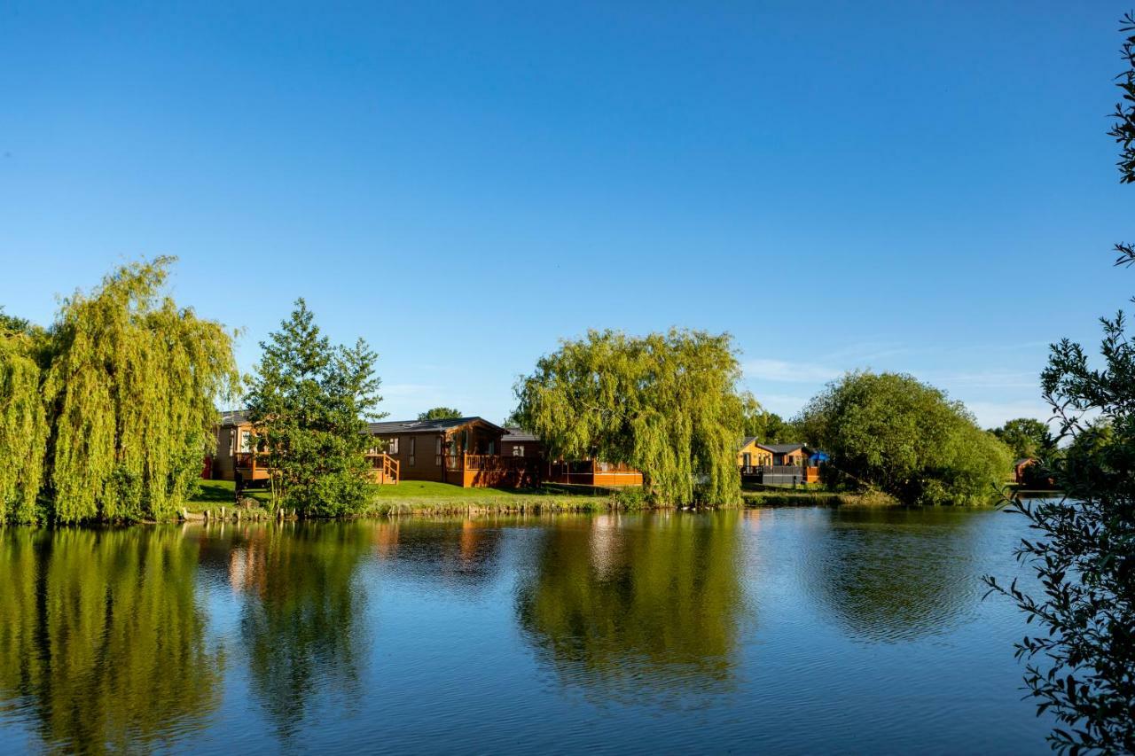 Carlton Meres Holiday Park Rendham Exterior foto